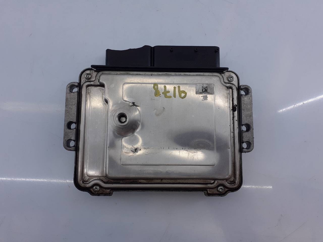 CENTRALITA MOTOR UCE HYUNDAI IX35 391992ABB3 / E3-A3-3-3 / 0281031420 391992ABB3E3A3330281031420 - Vista 2