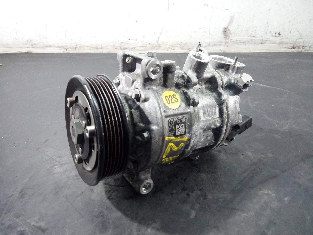 COMPRESOR AIRE ACONDICIONADO VOLKSWAGEN TIGUAN 5Q0816803D / P3-B2-24-4 5Q0816803DP3B2244