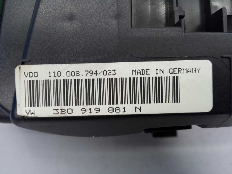 CUADRO INSTRUMENTOS VOLKSWAGEN PASSAT VARIANT (3B5) 3B0919881N / E2-A1-13-2 / VWZ7Z0W0337450 3B0919881NE2A1132VWZ7Z0W0337450 - Vista 3