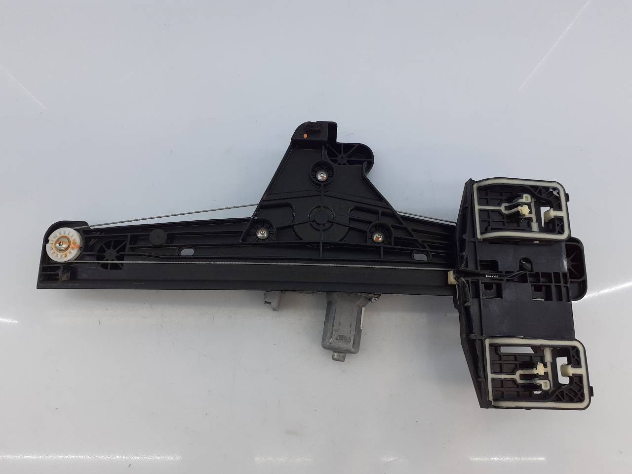 ELEVALUNAS TRASERO IZQUIERDO PEUGEOT 208 9829046180 / E1-A4-16-1 9829046180E1A4161