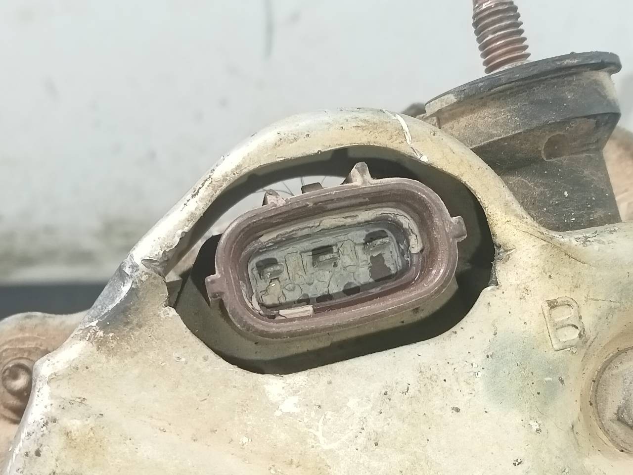 ALTERNADOR TOYOTA LAND CRUISER (J9) 2708067070 / P3-B6-2-4 2708067070P3B624 - Vista 2