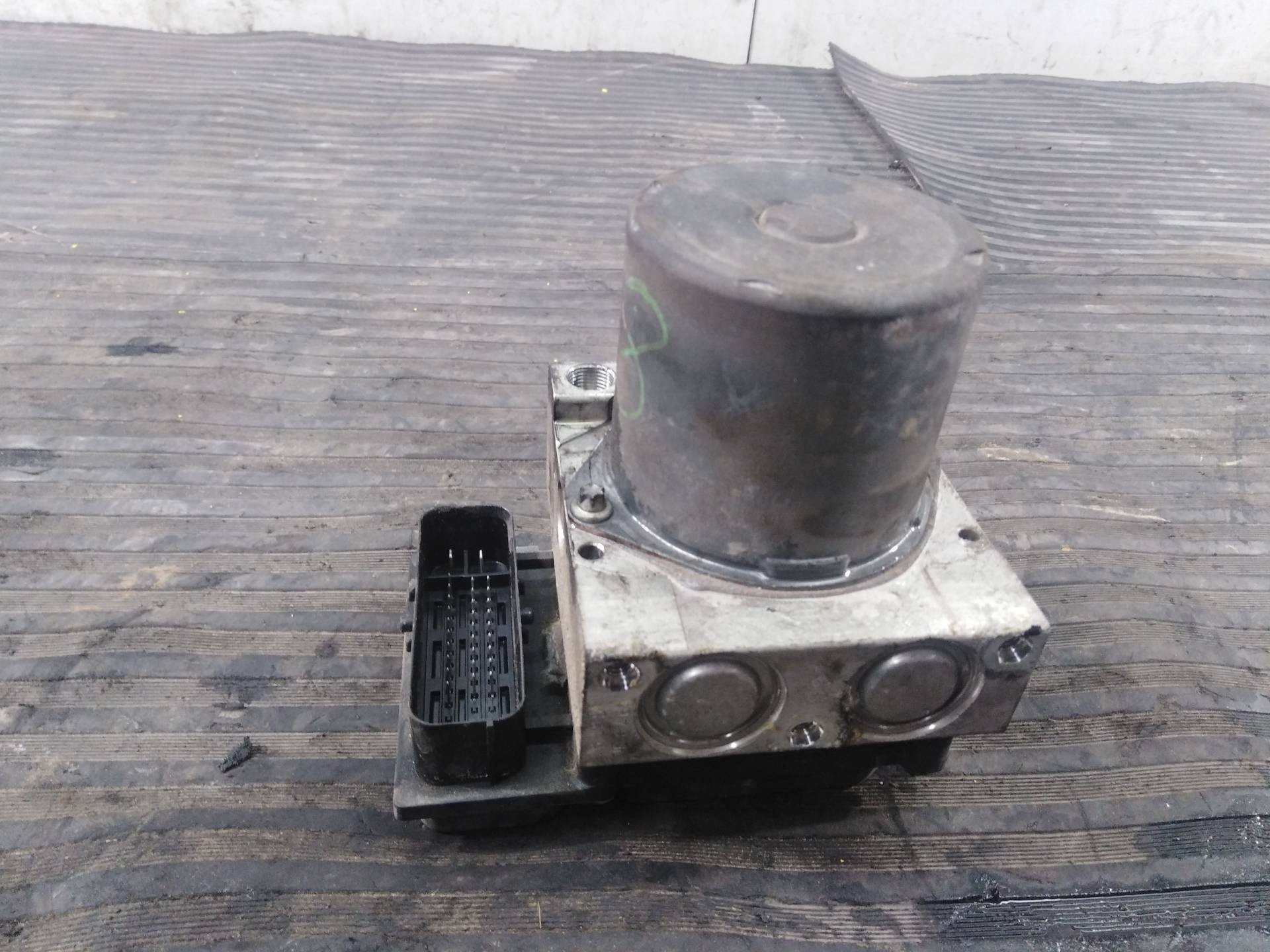 ABS FORD TRANSIT CAJA CERRADA ´06 520L3200906085 / P3-A8-10-3 520L3200906085P3A8103