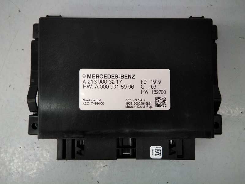 MODULO ELECTRONICO MERCEDES-BENZ CLASE C (W205) FAMILIAR A2139003217 / E3-A1-8-7 / A0009018906 A2139003217E3A187A0009018906