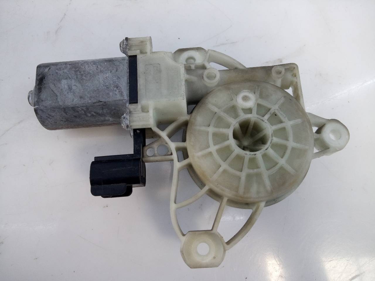 MOTOR ELEVALUNAS DELANTERO DERECHO FORD PUMA 089347102 / E2-B3-55-1 089347102E2B3551