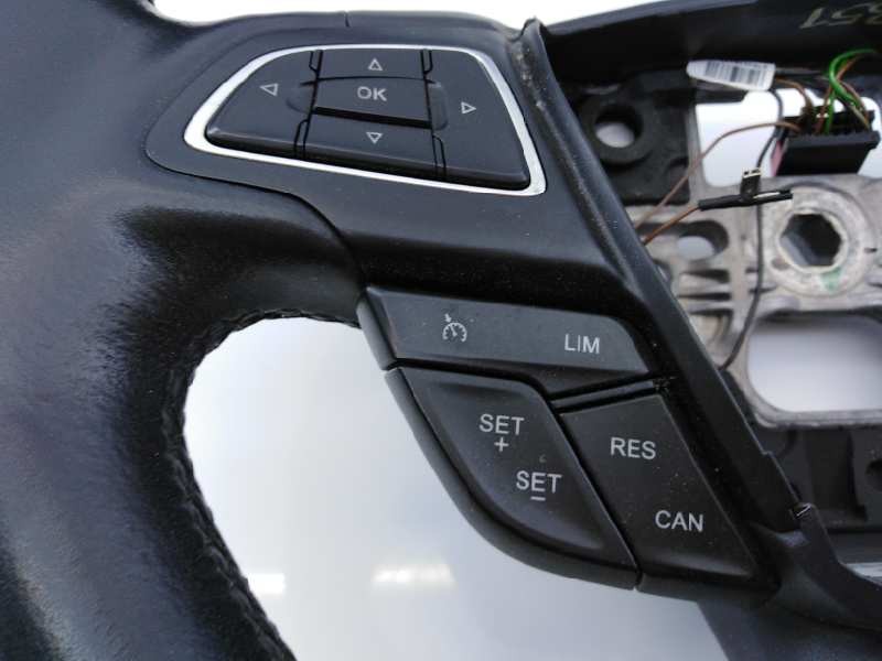 VOLANTE FORD FOCUS TURN. 2014572 / E3-B3-39-2 2014572E3B3392 - Vista 3
