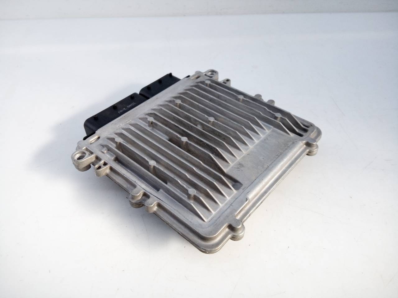 CENTRALITA MOTOR UCE MERCEDES-BENZ CLASE GLC (W253) A6519006401 / E3-A1-10-3 / 0281030556 A6519006401E3A11030281030556 - Vista 2