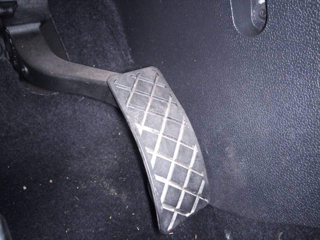 PEDAL ACELERADOR VOLKSWAGEN T-CROSS 2Q1723503 2Q1723503