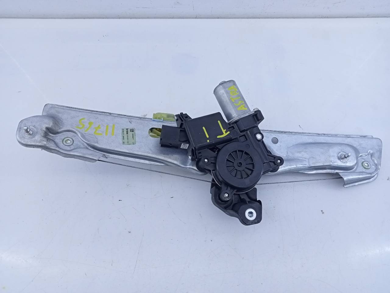 ELEVALUNAS TRASERO IZQUIERDO OPEL ASTRA K LIM. 5TÜRIG 13406677 / E2-B6-64-2 / C46111100 13406677E2B6642C46111100