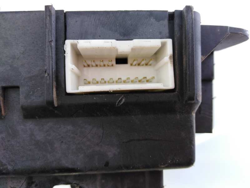 CAJA RELES / FUSIBLES MITSUBISHI OUTLANDER (CW0) 8637A318 / E3-A2-20-3 / 519087902 8637A318E3A2203519087902 - Vista 2