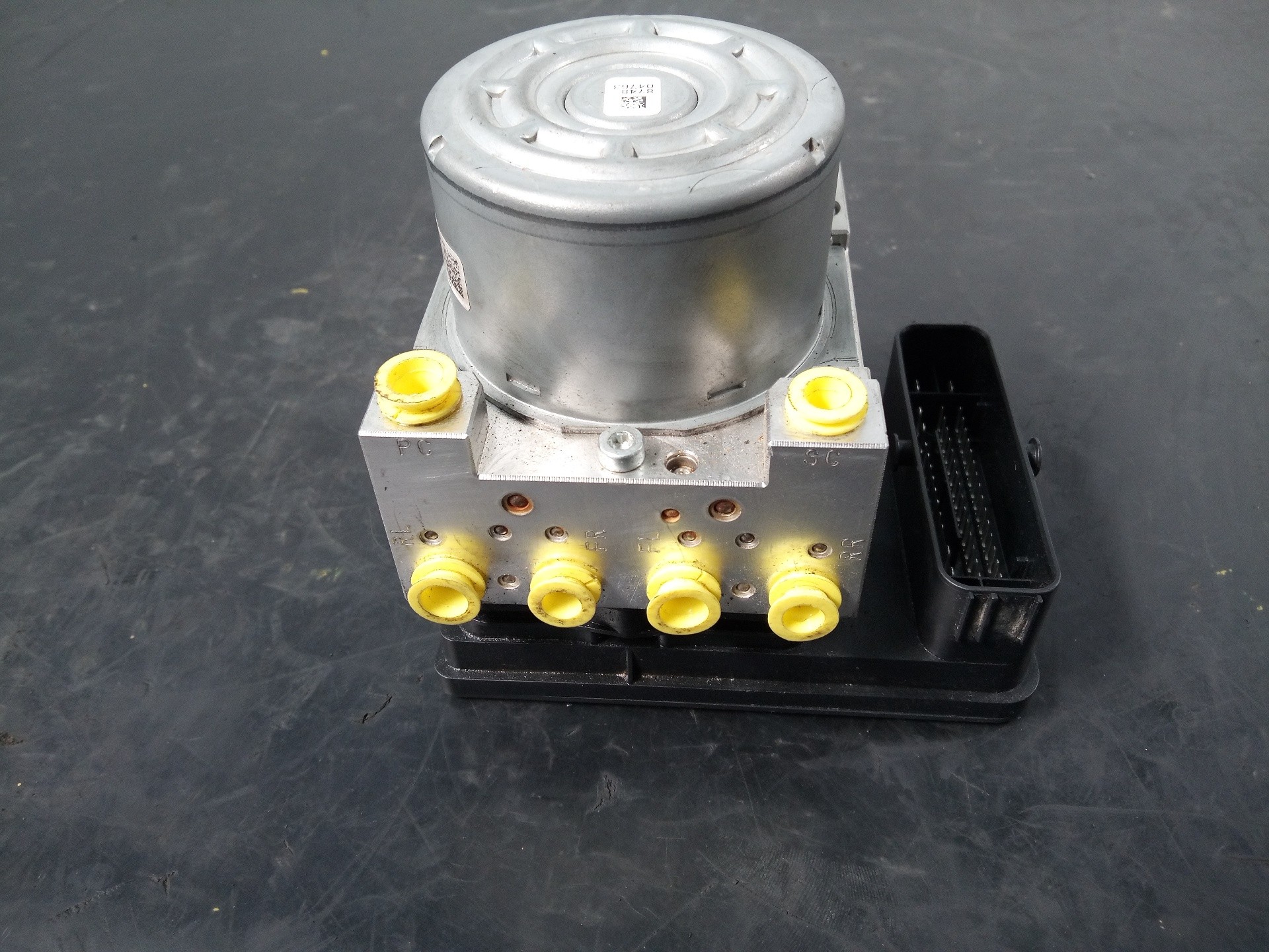 ABS LAND ROVER EVOQUE GJ322C405AH / P3-A8-14-3 / 10022008644 GJ322C405AHP3A814310022008644