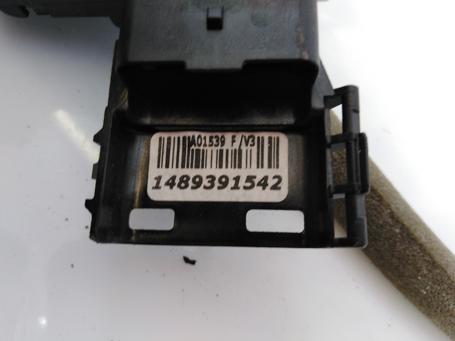 CERRADURA PUERTA LATERAL DERECHA PEUGEOT PARTNER KASTEN 1489391542 / E1-A4-24-1 1489391542E1A4241 - Vista 3