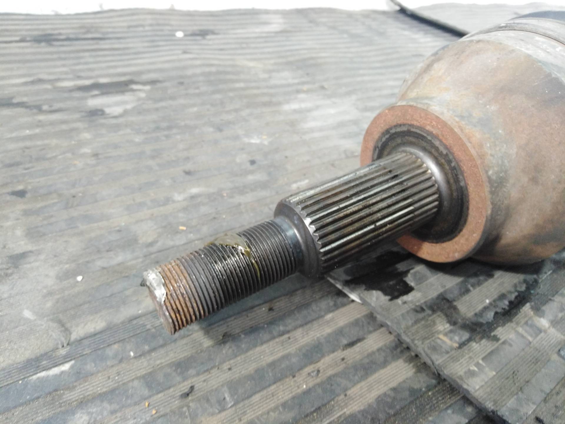 TRANSMISION DELANTERA DERECHA JEEP GR.CHEROKEE (WK) P52124712AC / P1-B6-19 P52124712ACP1B619 - Vista 3