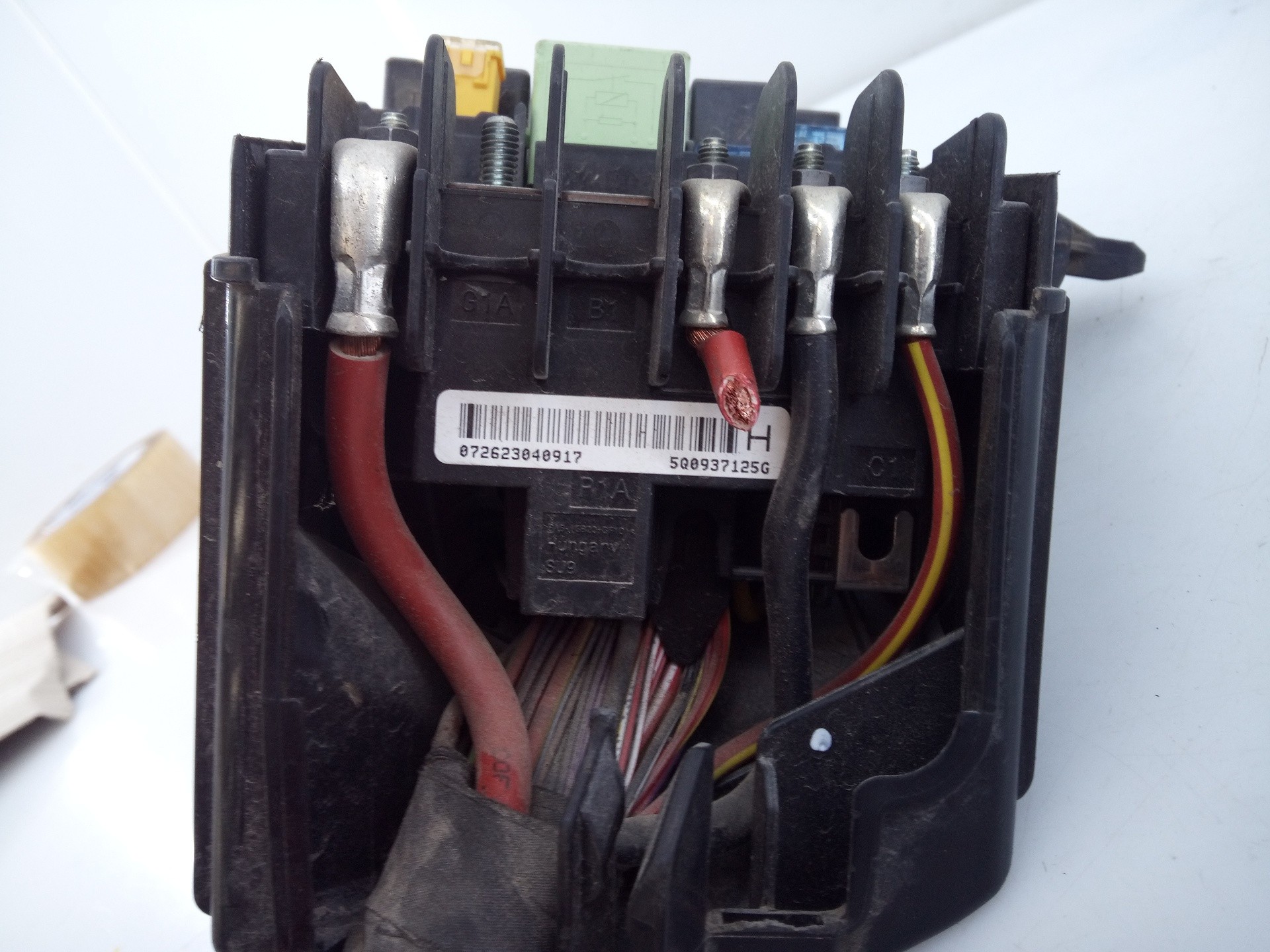 CAJA RELES / FUSIBLES VOLKSWAGEN TIGUAN 5Q0907361G / E2-A3-13-1 / 5Q0937125G 5Q0907361GE2A31315Q0937125G - Vista 2