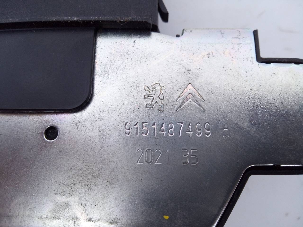 CERRADURA MALETERO / PORTON PEUGEOT 2008 (P1) 9151487499R / E1-A4-52-1 9151487499RE1A4521 - Vista 2