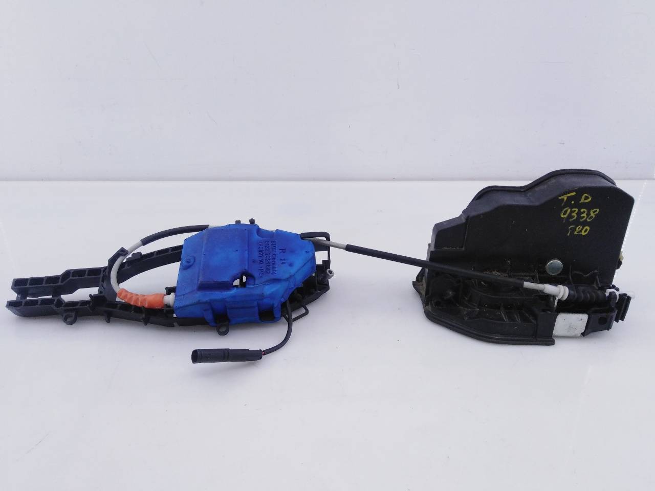 CERRADURA PUERTA TRASERA DERECHA BMW SERIE 1 LIM. 5-TRG. (F20) A053702 / E1-A3-8-2 / 51227321642 A053702E1A38251227321642 - Vista 3