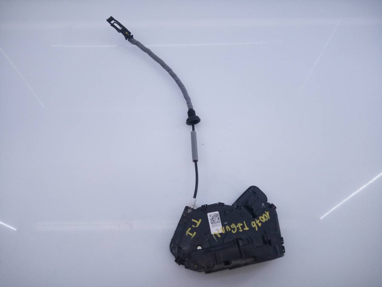 CERRADURA PUERTA TRASERA IZQUIERDA VOLKSWAGEN TIGUAN 5NA839015C / E1-B6-27-1 5NA839015CE1B6271