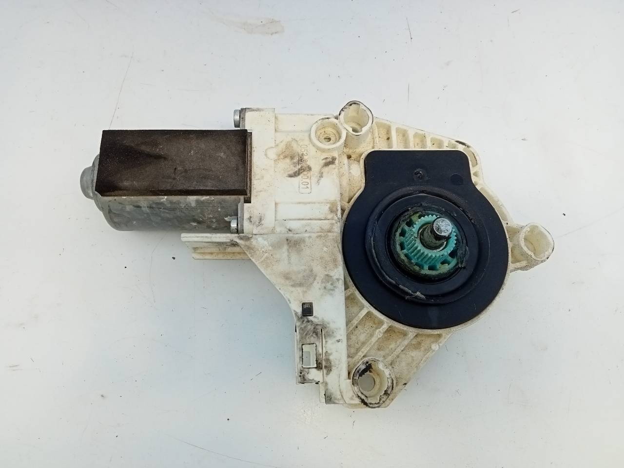 MOTOR ELEVALUNAS DELANTERO DERECHO AUDI A6 BERLINA (4F2) 8K0959802A / E2-A1-39-1 8K0959802AE2A1391 - Vista 3