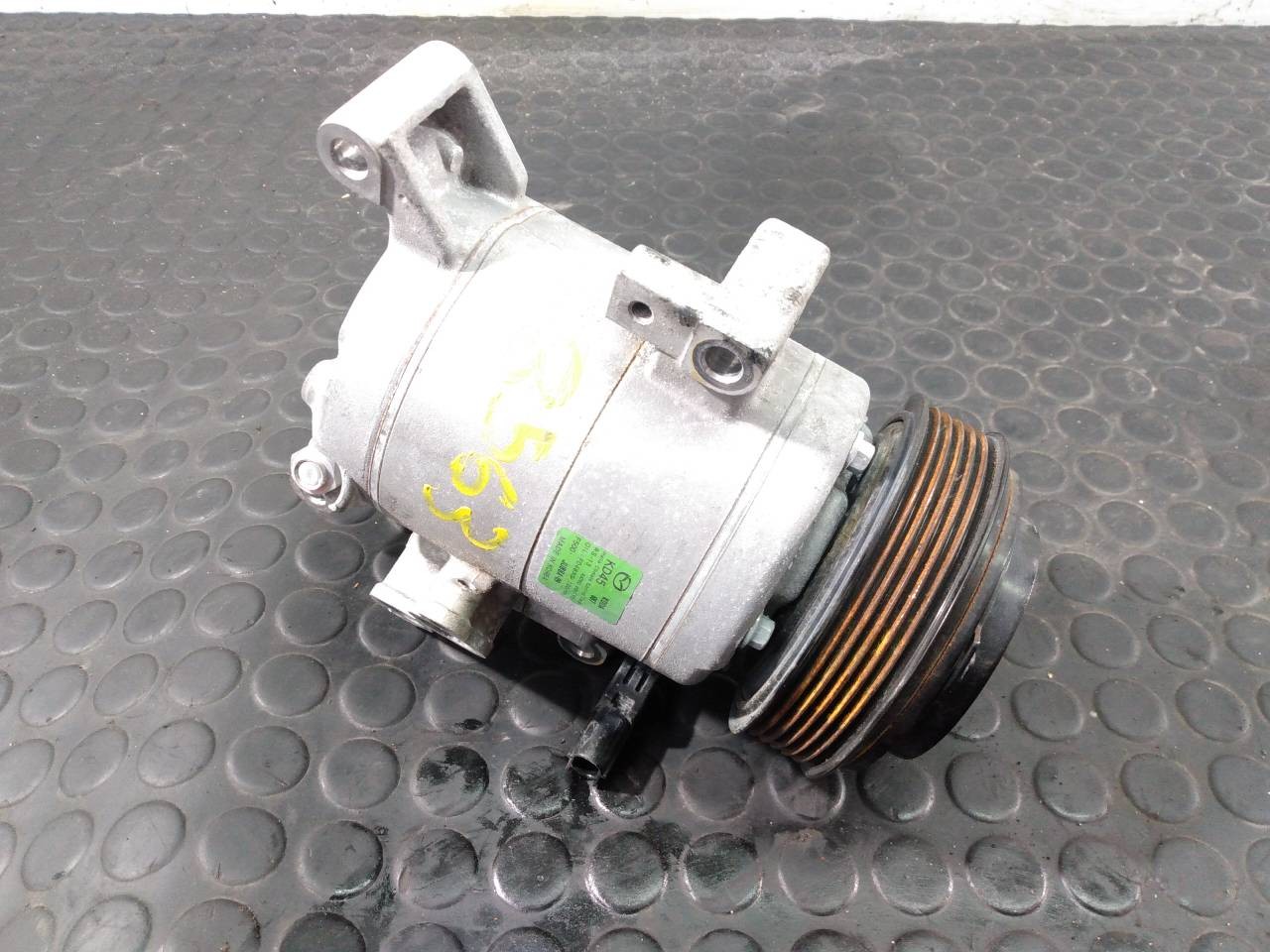 COMPRESOR AIRE ACONDICIONADO MAZDA 3 LIM. () F500JUBBA09 / P3-A3-5-1 F500JUBBA09P3A351