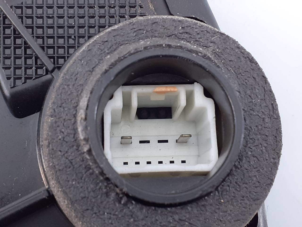CERRADURA PUERTA DELANTERA DERECHA TOYOTA HILUX (KUN) E2-B4-4-1 E2B441 - Vista 3