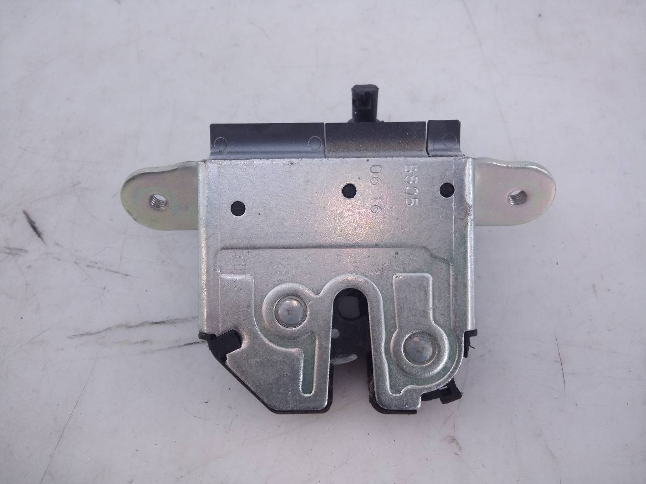 CERRADURA MALETERO / PORTON OPEL CORSA E 39021416 / E2-B6-60-1 / 430036418 39021416E2B6601430036418