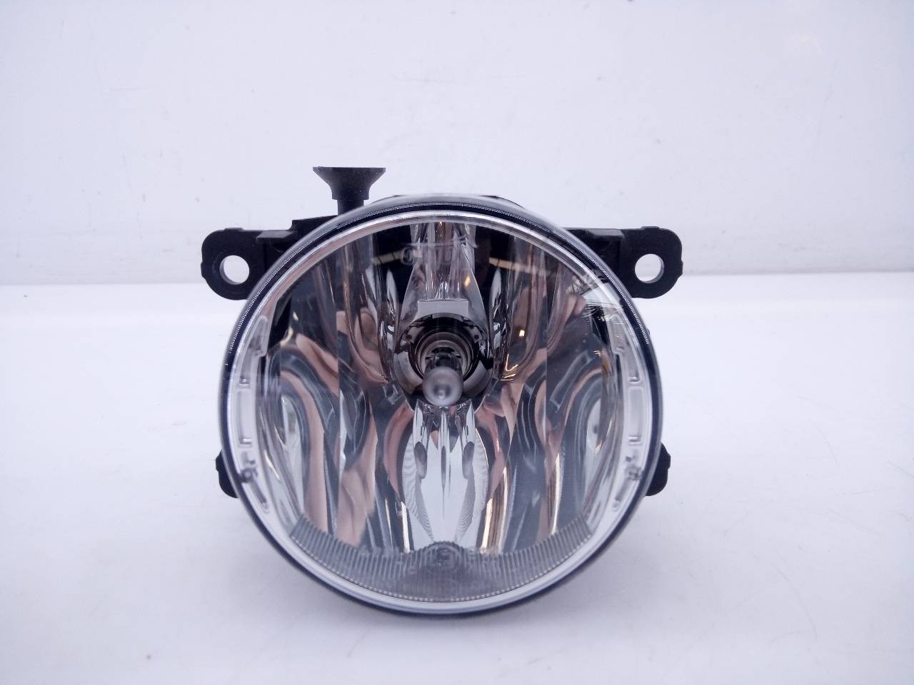FARO ANTINIEBLA IZQUIERDO DACIA SANDERO III 89208691 / E1-A1-31-2 / 261500097R 89208691E1A1312261500097R