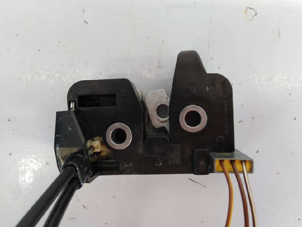 CERRADURA MALETERO / PORTON FORD FIESTA (CBK) A43102 / E2-B3-45-1 A43102E2B3451 - Vista 2
