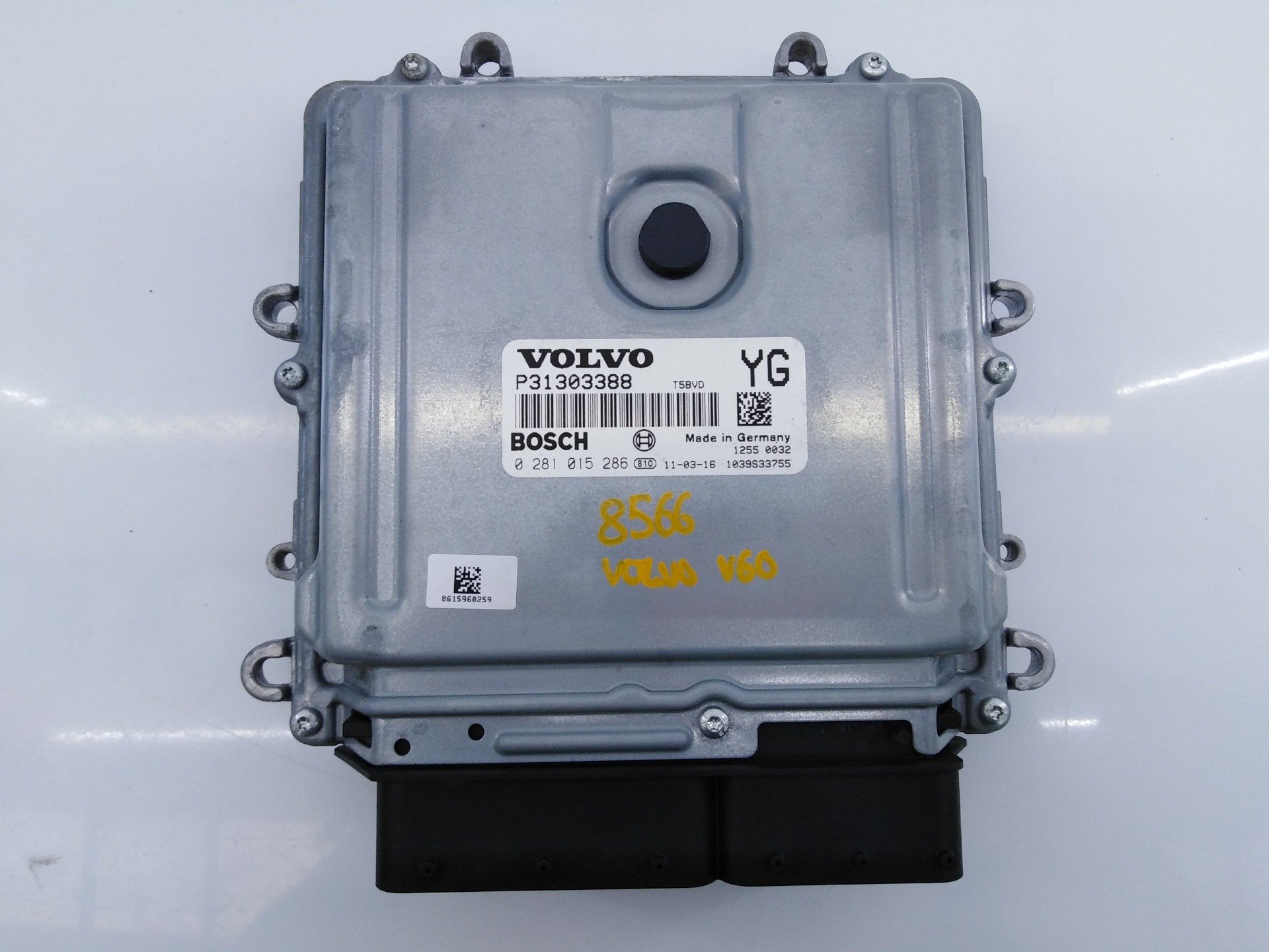 CENTRALITA MOTOR UCE VOLVO V60 KOMBI P31303388 / E3-B5-48-2 / 0281015286 P31303388E3B54820281015286