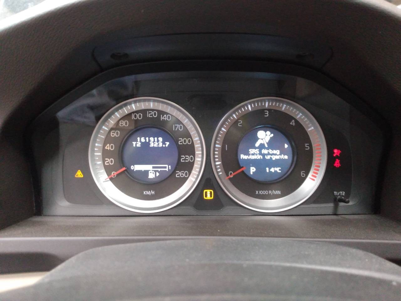 CUADRO INSTRUMENTOS VOLVO V60 KOMBI 31327582AA / E3-B5-48-2 / 69399870U 31327582AAE3B548269399870U - Vista 3