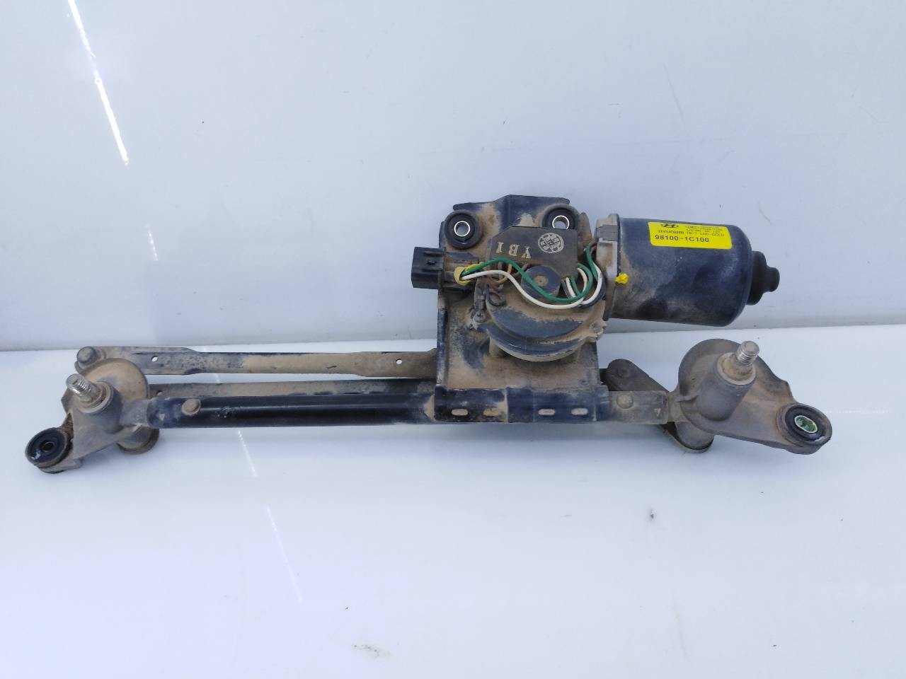 MOTOR LIMPIA DELANTERO HYUNDAI GETZ (TB) 981001C100 / E2-B5-30-2 981001C100E2B5302