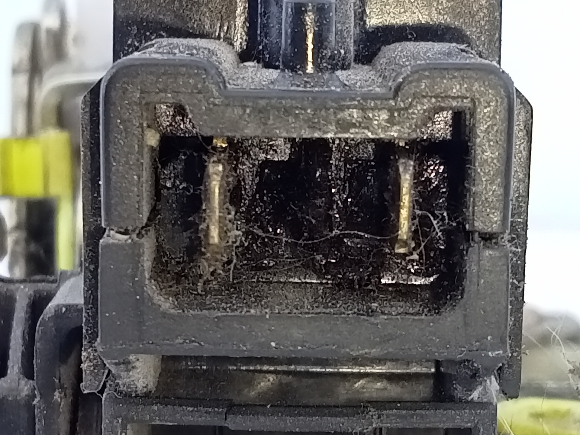 CERRADURA PUERTA DELANTERA IZQUIERDA DACIA DOKKER E1-A1-44-1 E1A1441 - Vista 3