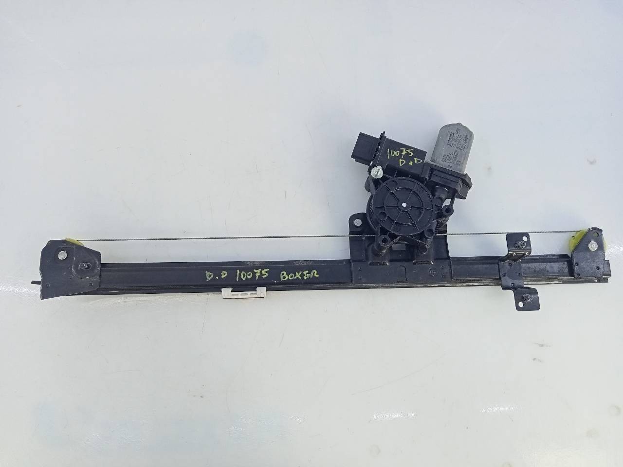 ELEVALUNAS DELANTERO DERECHO PEUGEOT BOXER FURGÓN GRAN VOLUMEN 1368921080 / E1-A4-42-1 / 45240 1368921080E1A442145240