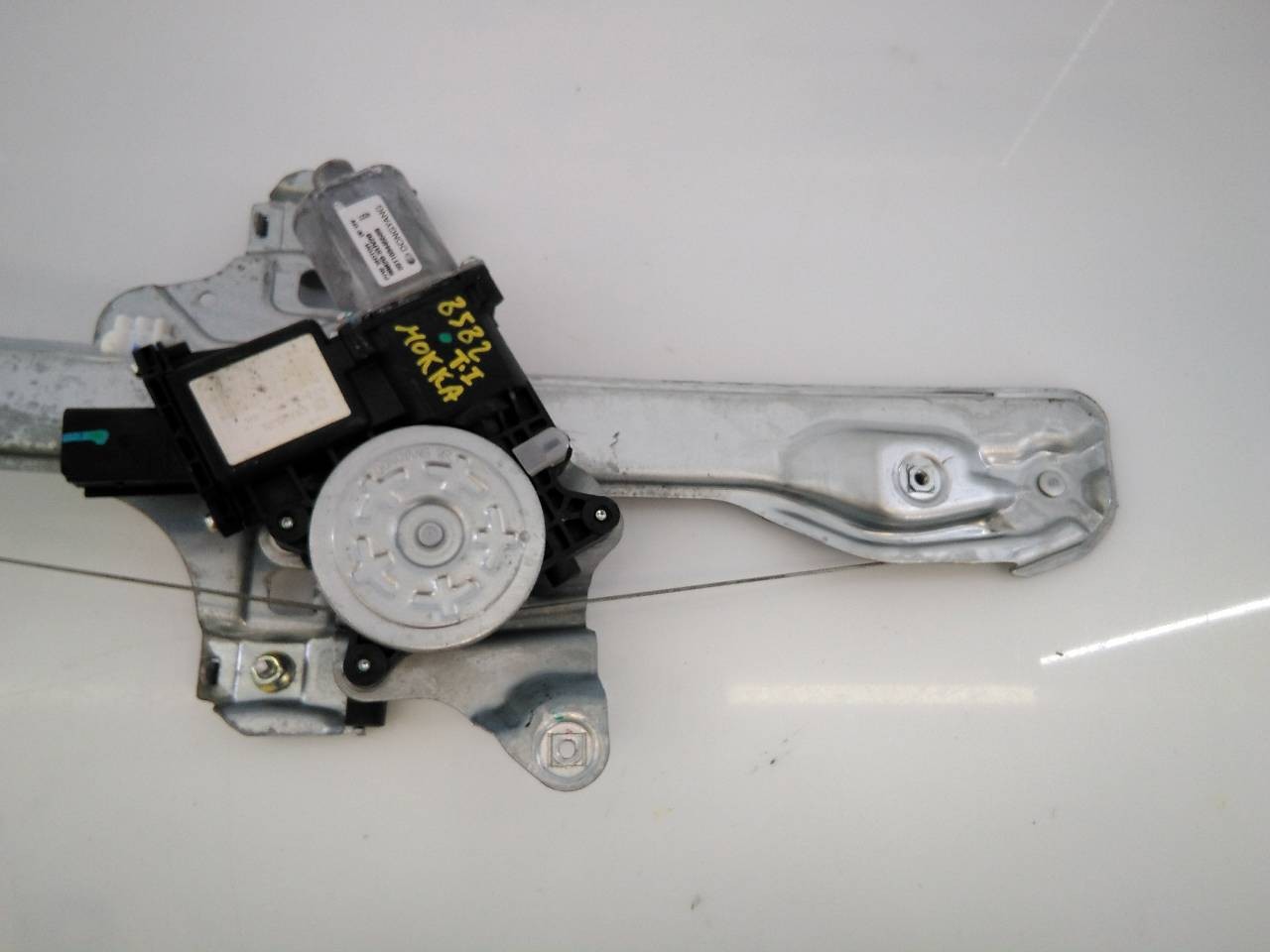 ELEVALUNAS TRASERO IZQUIERDO OPEL MOKKA 98820SUV20 / E2-B6-13-1 / 001100445509 98820SUV20E2B6131001100445509 - Vista 3