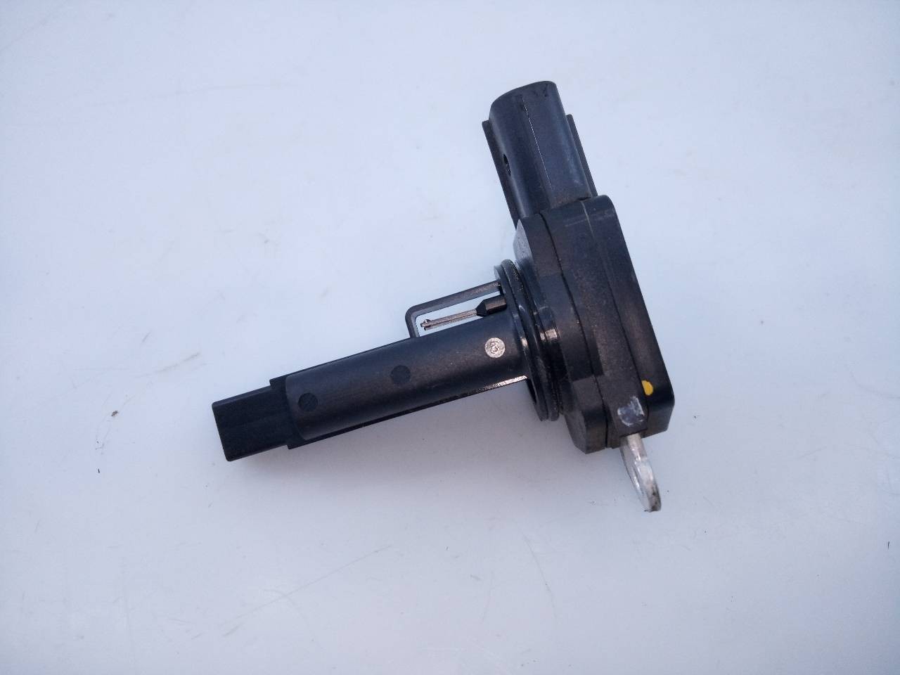 CAUDALIMETRO TOYOTA URBAN CRUISER 2220437010 / E3-B2-18-3 / 1974005080 2220437010E3B21831974005080 - Vista 2