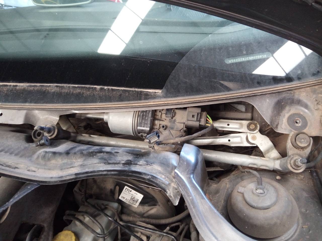 MOTOR LIMPIA DELANTERO SEAT IBIZA (6P1) 6R1955119 / 0390241566 6R19551190390241566
