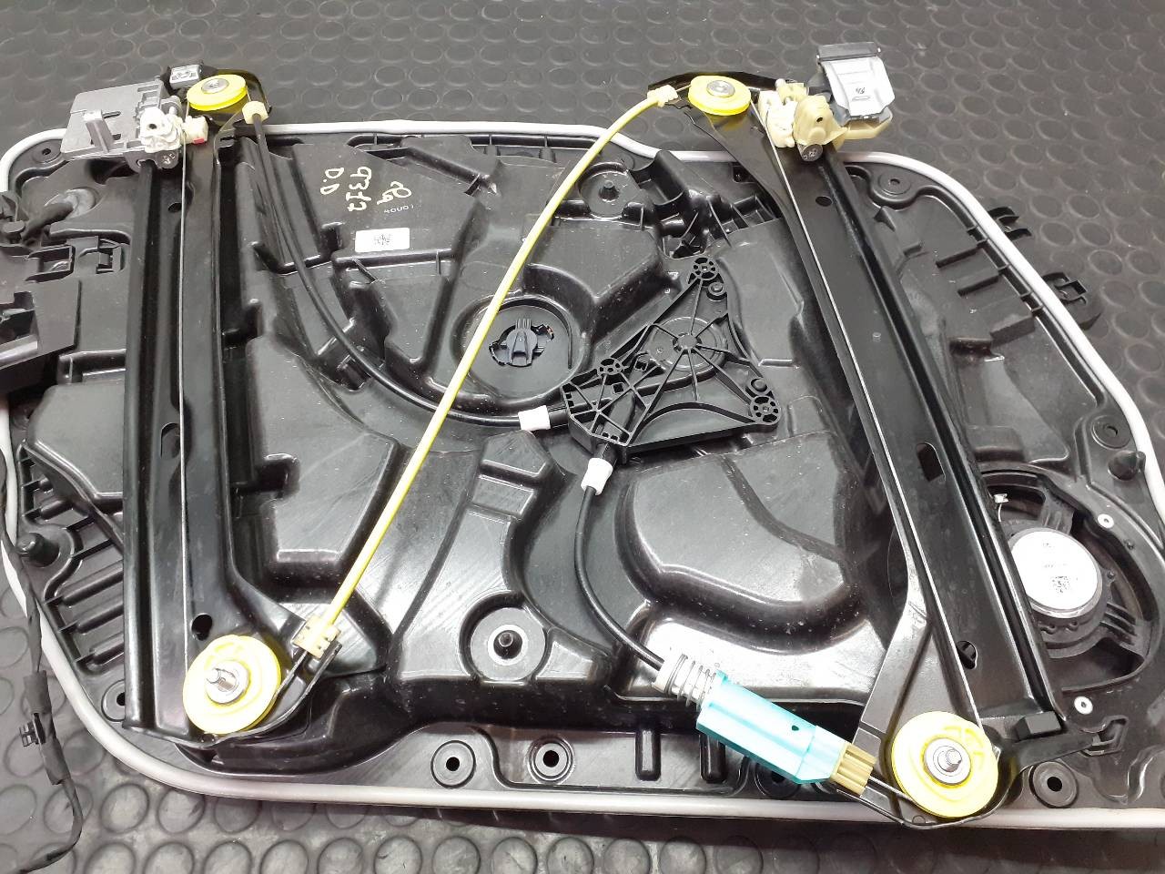 ELEVALUNAS DELANTERO DERECHO MERCEDES-BENZ CLA-KLASSE (BM 118) P2-B4-12 P2B412 - Vista 2