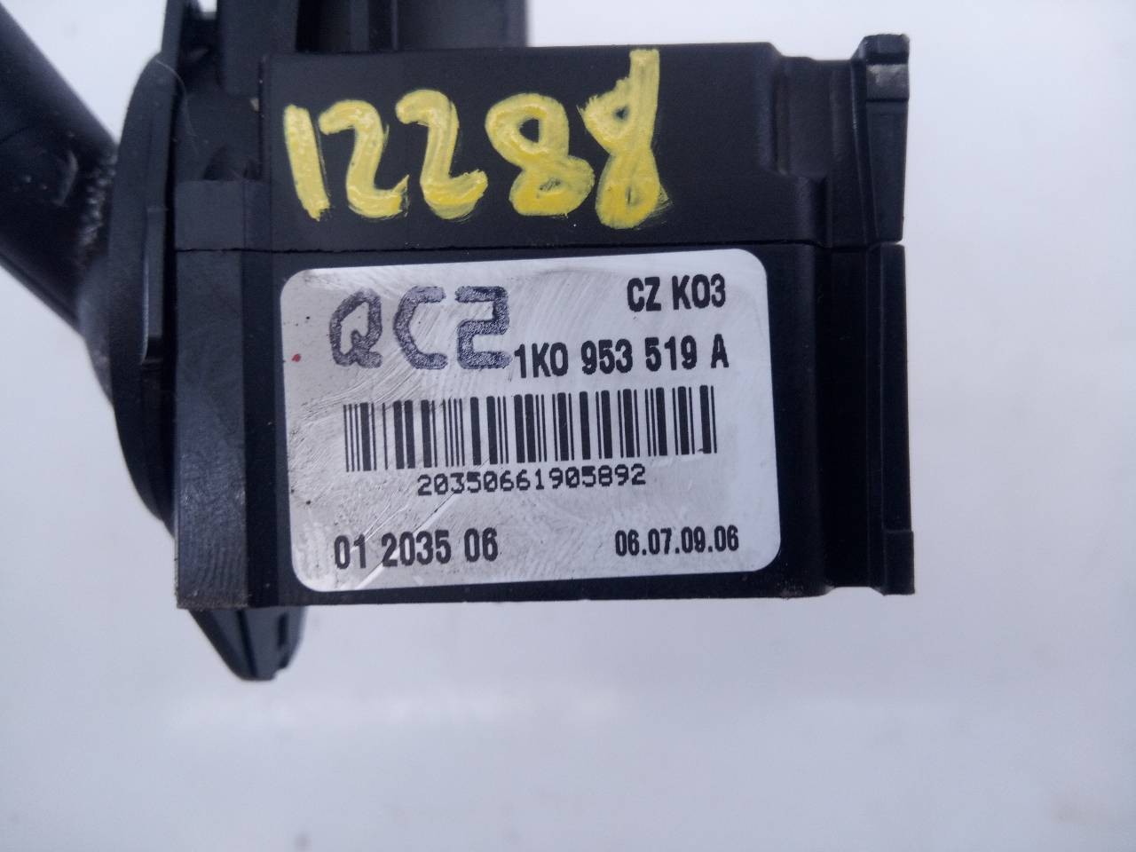MANDO LIMPIA VOLKSWAGEN GOLF V BERLINA (1K1) 1K0953519A / E2-A1-24-3 1K0953519AE2A1243 - Vista 2