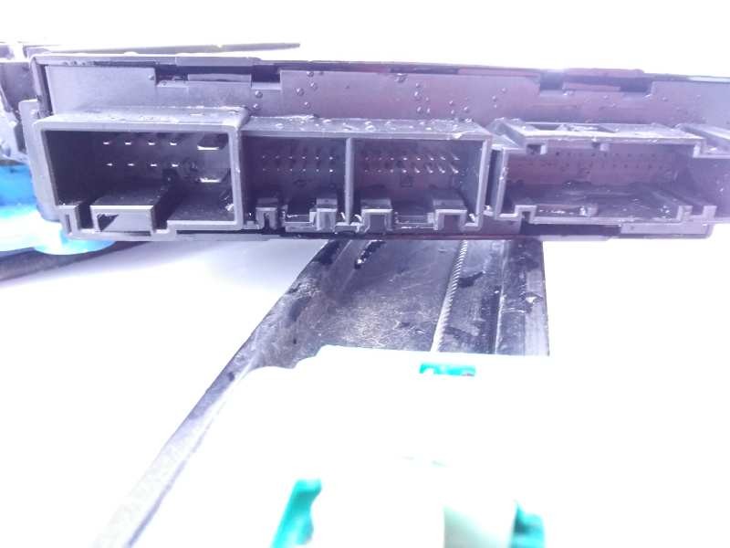 ELEVALUNAS TRASERO DERECHO PORSCHE CAYENNE (TYP 9PA) 7L0959794A / E1-A5-4-2 7L0959794AE1A542 - Vista 2
