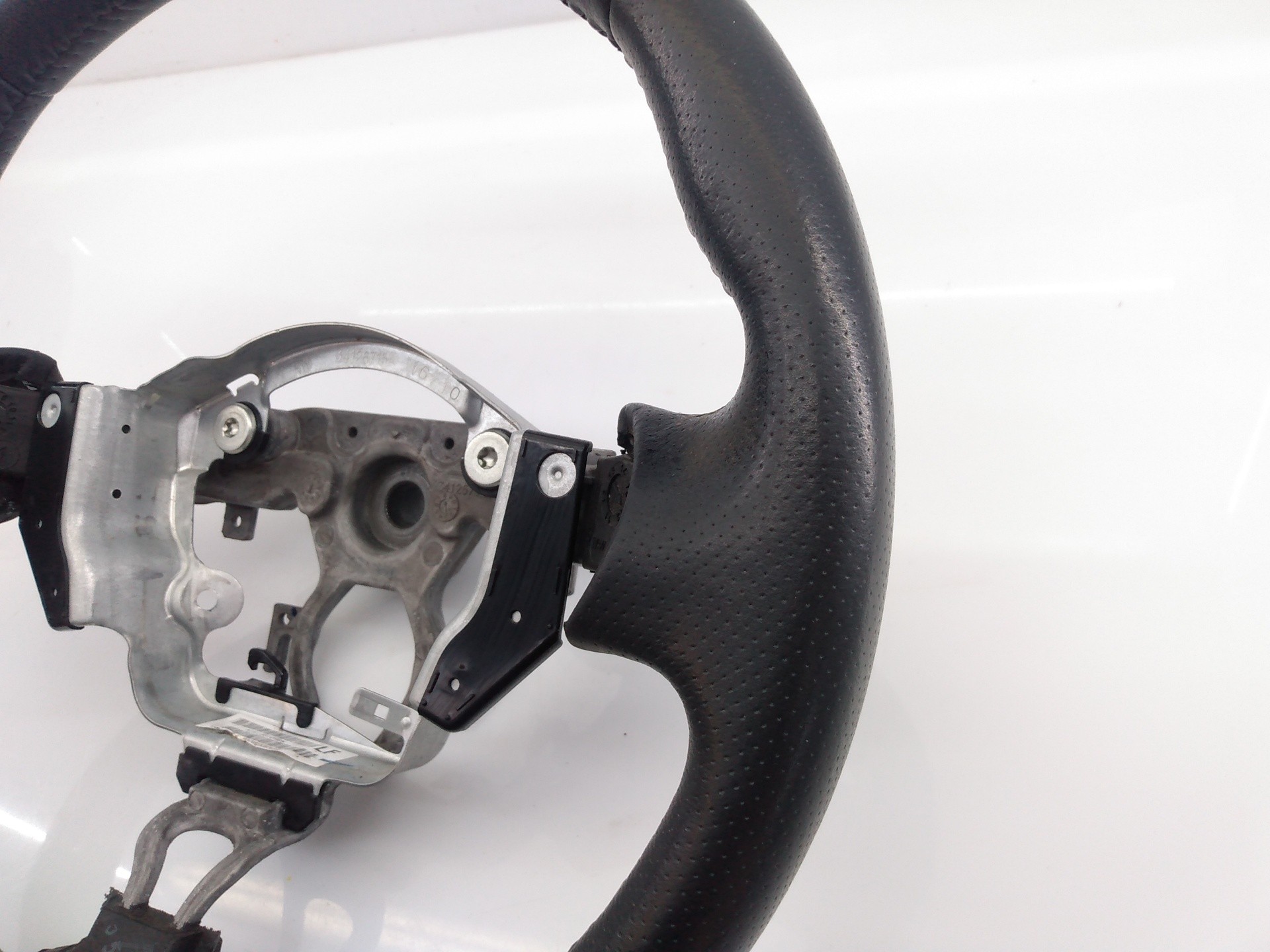 VOLANTE NISSAN JUKE (F15) 34126715A / E2-A4-54-2 34126715AE2A4542 - Vista 3