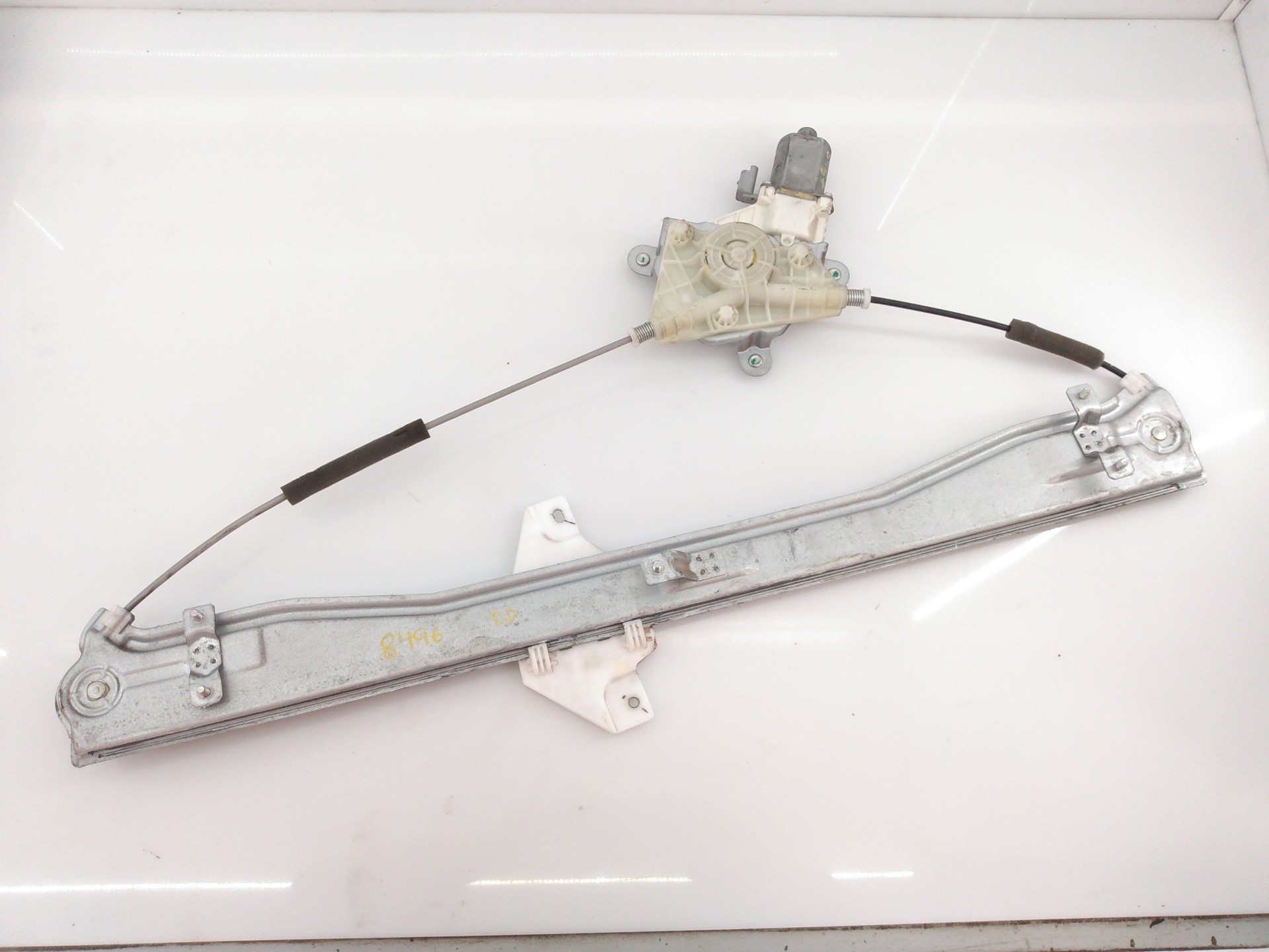ELEVALUNAS DELANTERO DERECHO HYUNDAI H350 KASTEN E1-B3-32-2 E1B3322