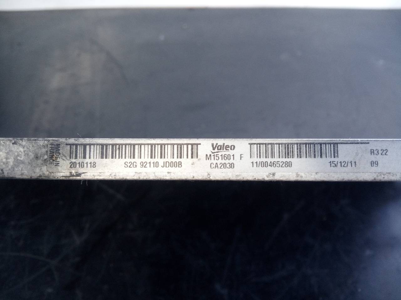 CONDENSADOR / RADIADOR AIRE ACONDICIONADO NISSAN QASHQAI (J10) 92110JD00B / P2-B5-4 92110JD00BP2B54 - Vista 3