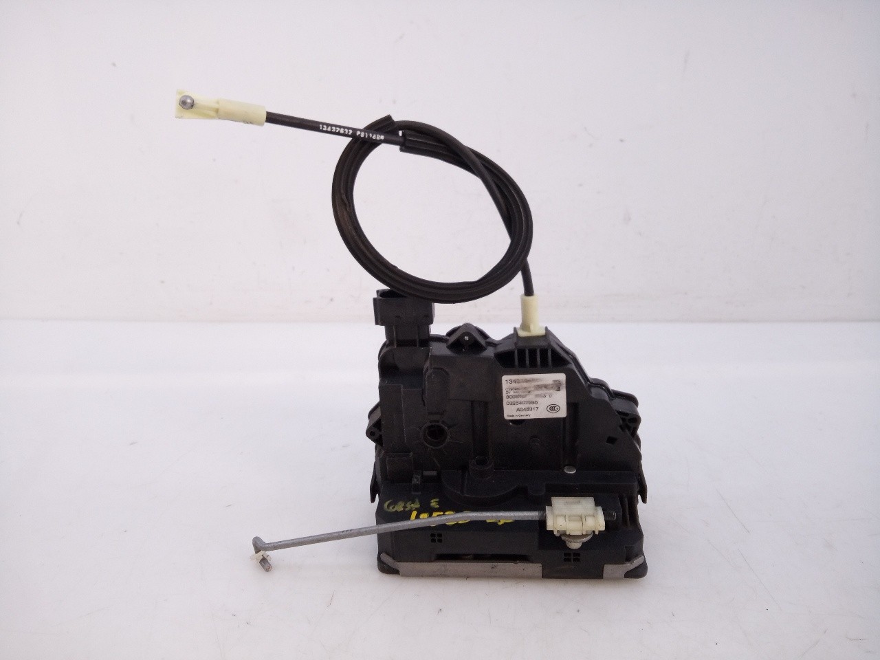CERRADURA PUERTA DELANTERA DERECHA OPEL CORSA E 13431840 / E2-B6-50-2 / 0325407955 13431840E2B65020325407955