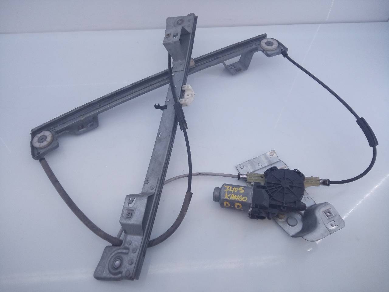 ELEVALUNAS DELANTERO DERECHO RENAULT KANGOO 402086A / E1-B3-4-2 402086AE1B342
