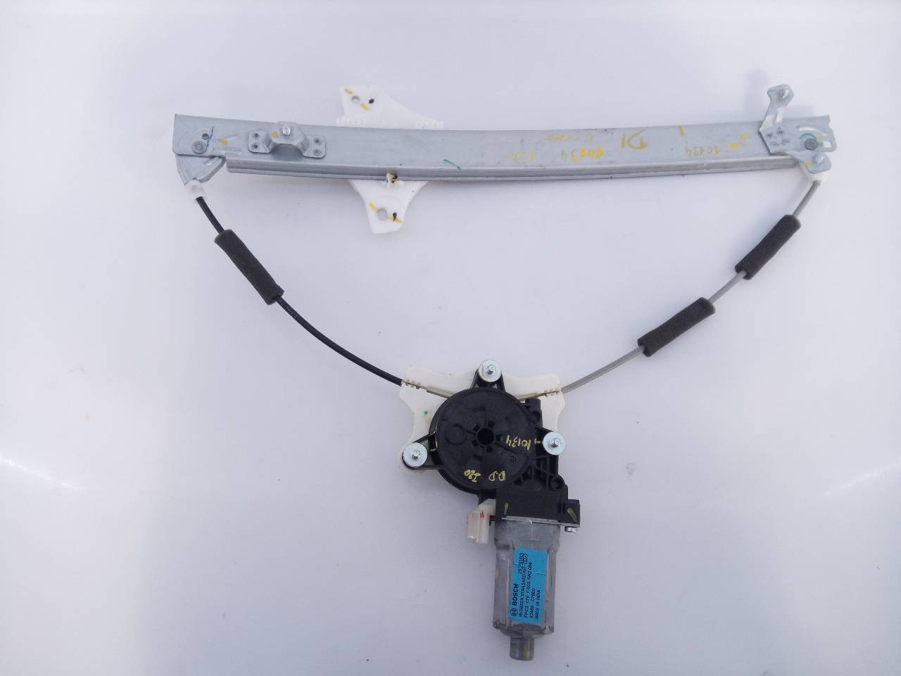 ELEVALUNAS DELANTERO DERECHO HYUNDAI I20 82460C7000 / E2-B5-55-1 82460C7000E2B5551
