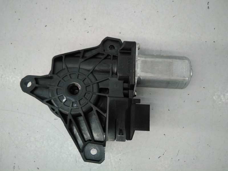 MOTOR ELEVALUNAS TRASERO DERECHO MERCEDES-BENZ CLASE C (W205) FAMILIAR A2059060401 / E1-A2-40-1 A2059060401E1A2401 - Vista 3
