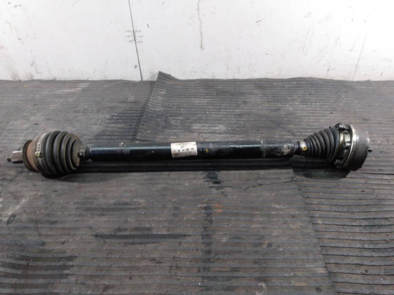 TRANSMISION DELANTERA DERECHA AUDI A1 (8X) 6R0407762A / P1-B6-18 6R0407762AP1B618