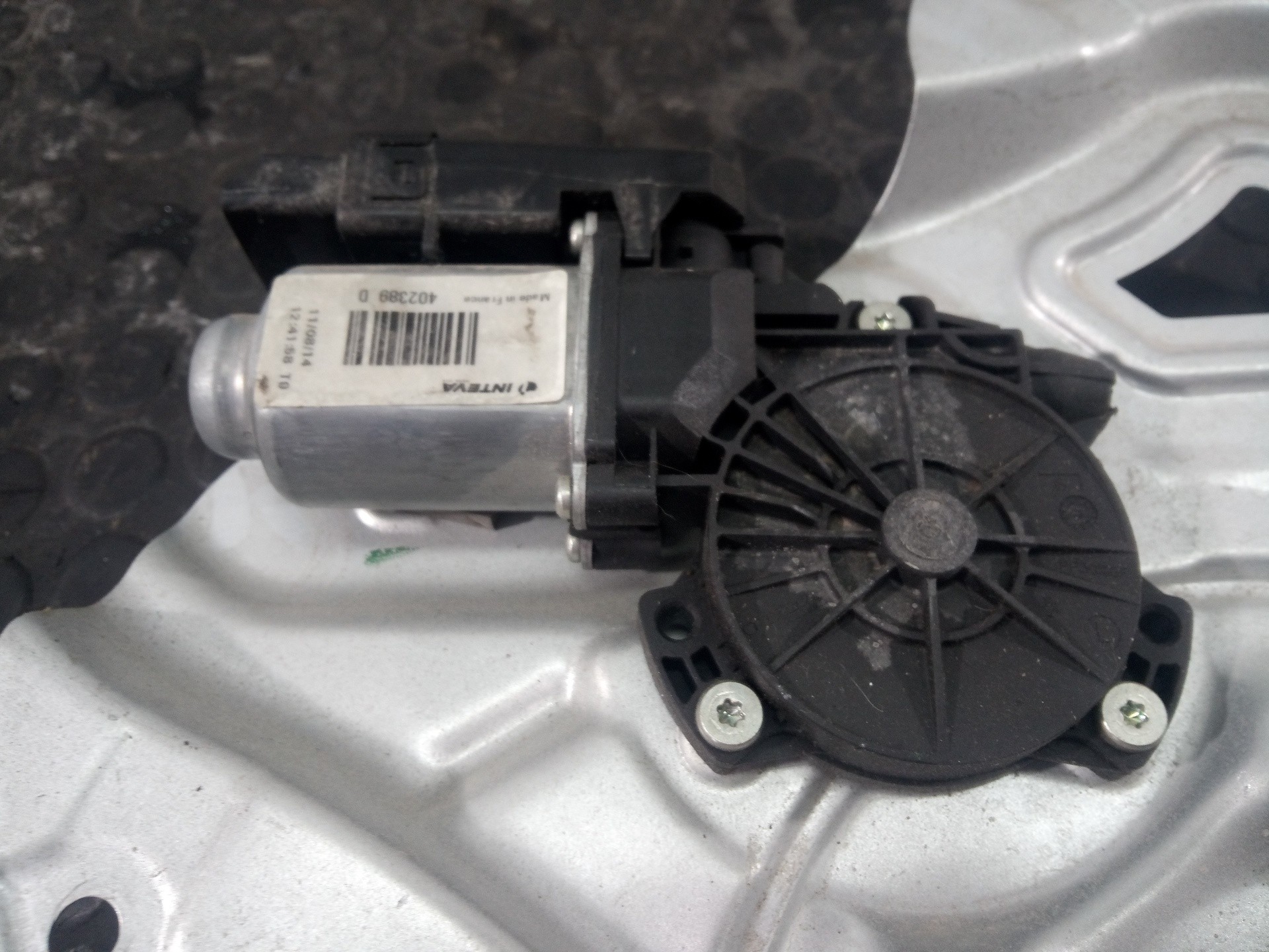 ELEVALUNAS DELANTERO IZQUIERDO HYUNDAI IX35 82470V2Y010 / P2-B4-7 / 5601034 82470V2Y010P2B475601034 - Vista 3