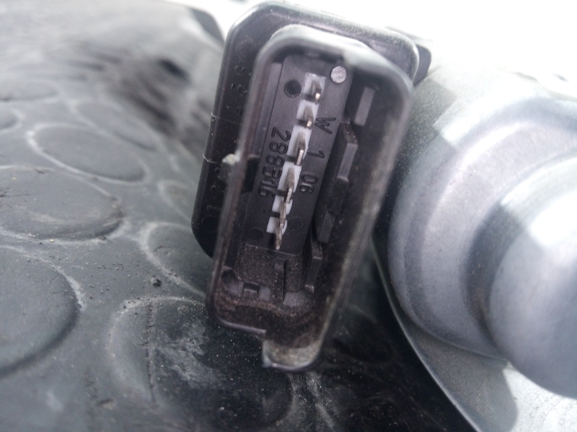 ELEVALUNAS DELANTERO IZQUIERDO HYUNDAI IX35 82470V2Y010 / P2-B4-7 / 5601034 82470V2Y010P2B475601034 - Vista 2