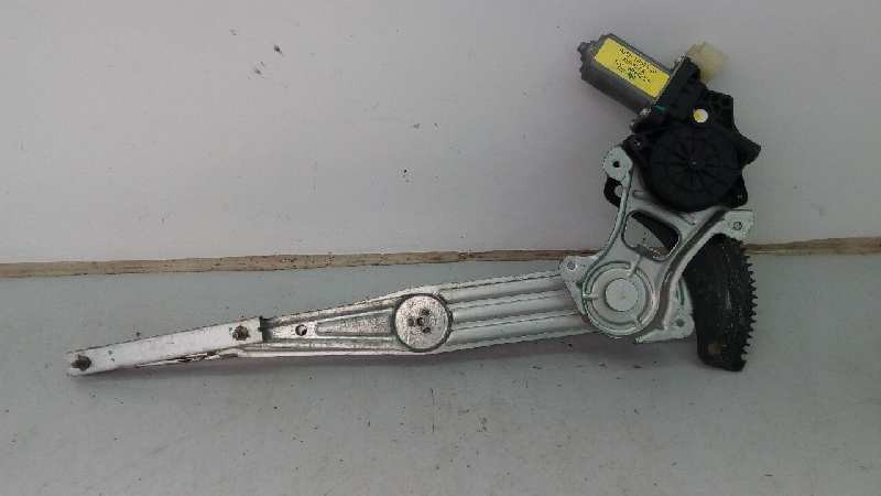 ELEVALUNAS DELANTERO IZQUIERDO NISSAN NOTE 3036927A / E2-A4-3-1 / 807311HB2A 3036927AE2A431807311HB2A - Vista 2