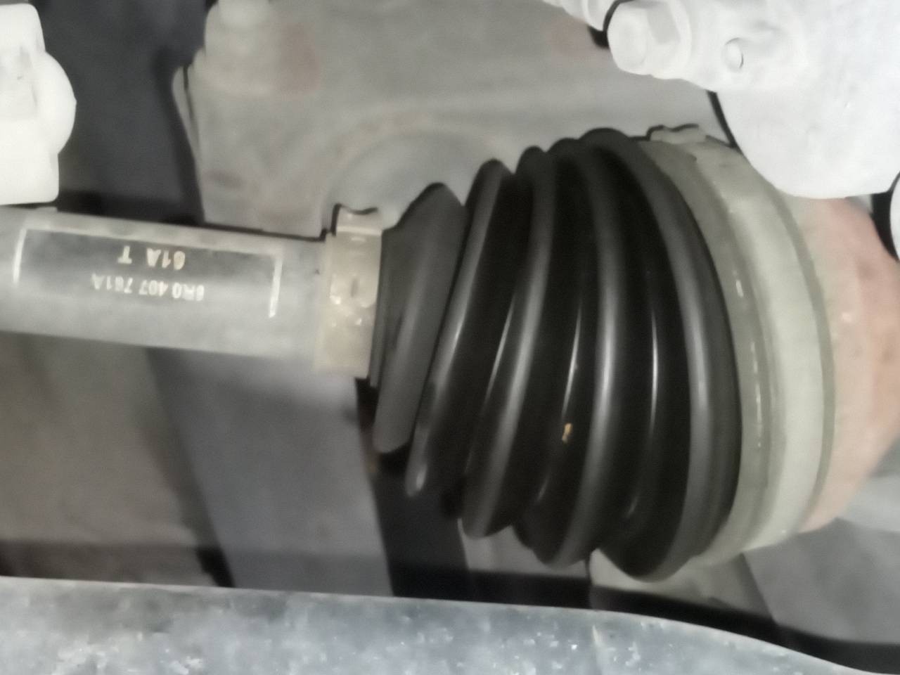 TRANSMISION DELANTERA IZQUIERDA SEAT IBIZA SC (6J1) 6R0407761A 6R0407761A