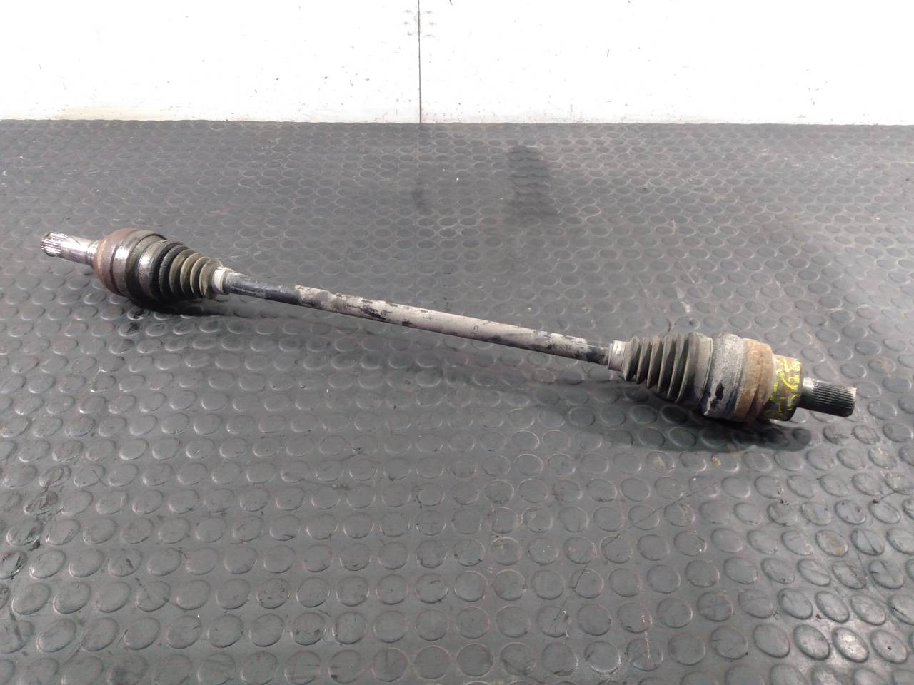 TRANSMISION TRASERA IZQUIERDA VOLVO XC90 P1-A6-22 P1A622